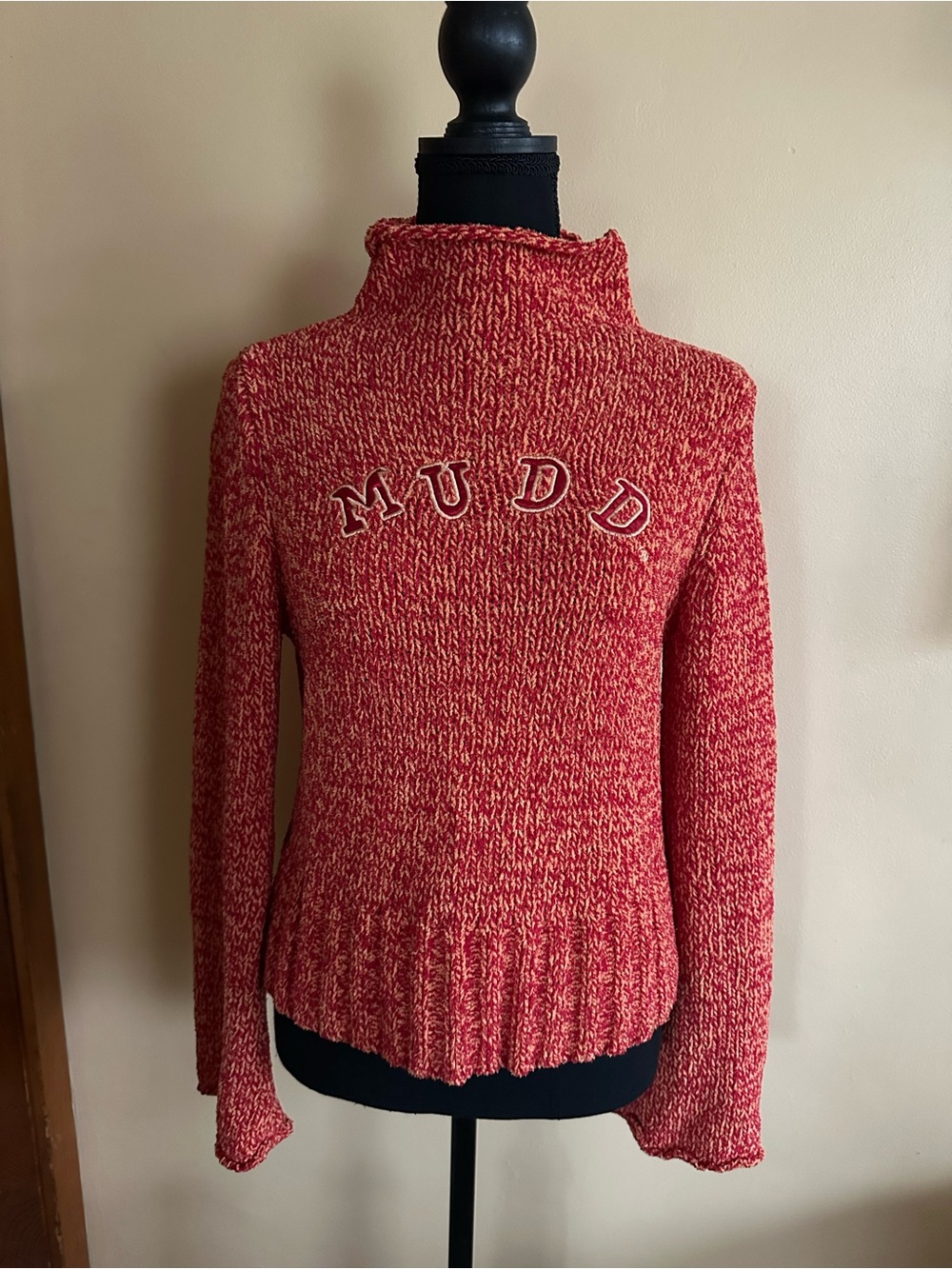 Vintage Y2K Knitted MUDD sweater Size Medium Flare Sleeve Slightly Cropped